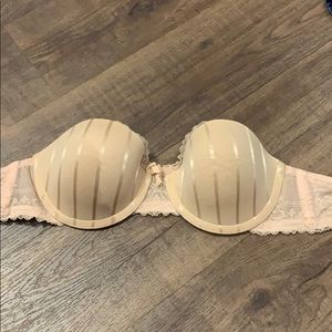 Nude strapless bra